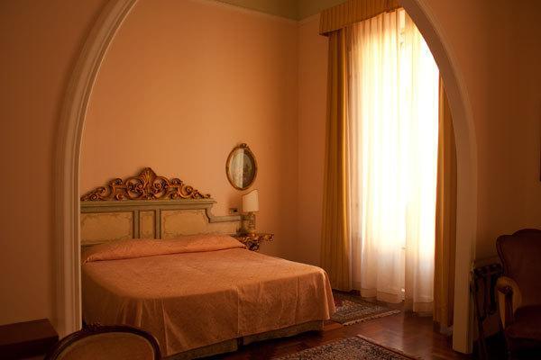 Hotel Grande Bretagne Montecatini Terme Exterior photo
